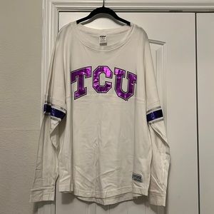 VS PINK white TCU long sleeve shirt